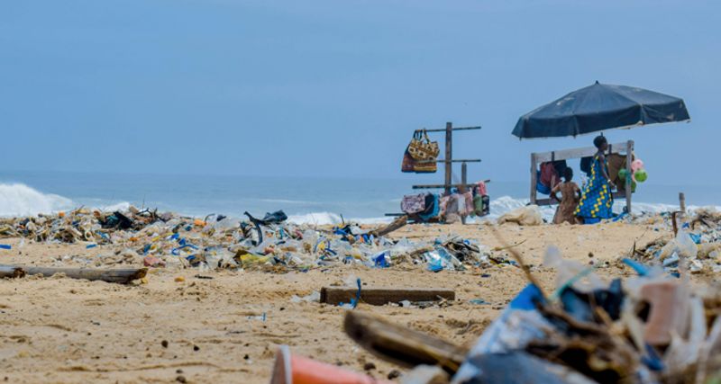 二维码小工具大用处,全程记录海洋垃圾如何变废为宝!